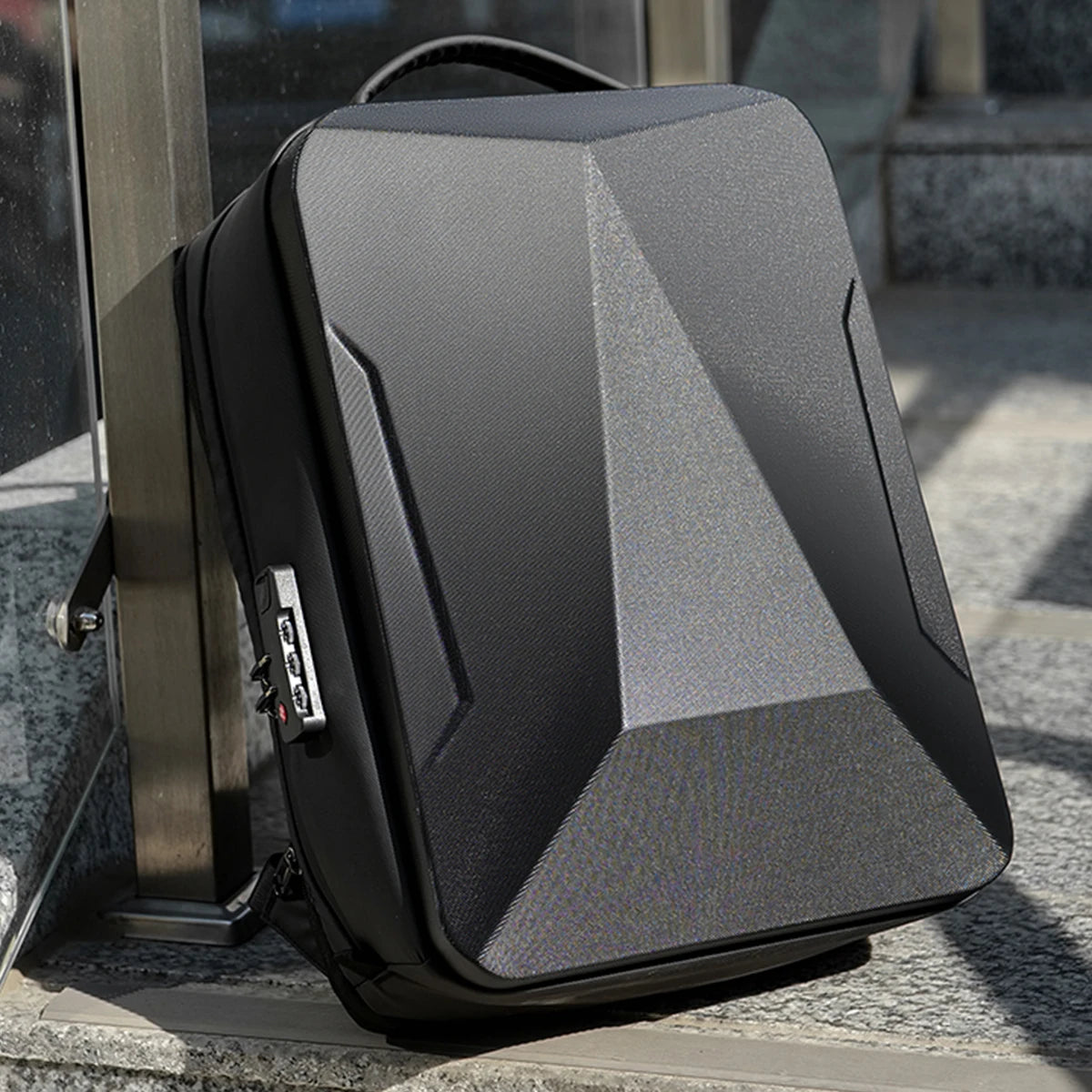Waterproof Shell Anti-Theft Laptop Backpack with USB Charging Port